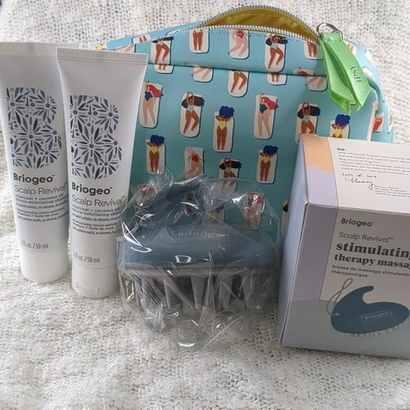 Briogeo Scalp Revival Bundle, 2x 59ml/2.0fl oz & Massager Tool - Picture 4 of 12